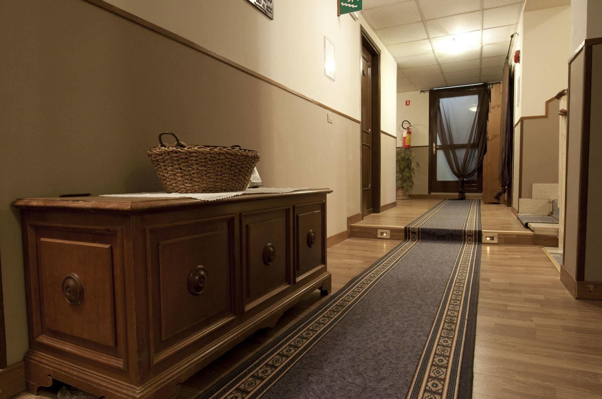 Albergo Ristorante Sant'Eustorgio Arcore Exterior foto
